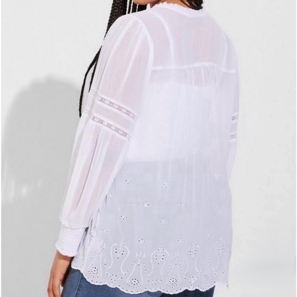 Torrid Chiffon Blouse in White with Eyelet Embroidery. Size 1X. - Picture 5 of 8